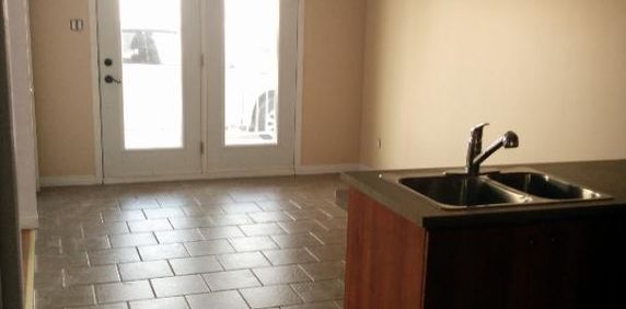 Logement 4 1/2 de style condo - Photo 2