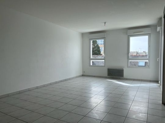 Location Appartement 2 pièces 47m² - Photo 1