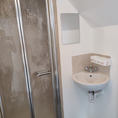 Room in a Shared House, Welldon Crescent, HA1 - Photo 4