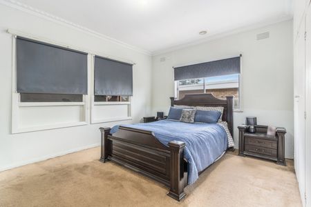 Modern Family Home in a Convenient Location - Photo 4