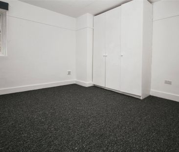 Warwick Gardens, London Road, Thornton Heath, CR7 7NA - Photo 6