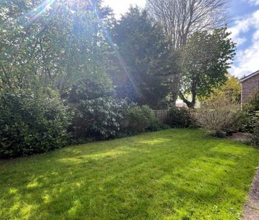 4 bedroom detached house to rent - Photo 2