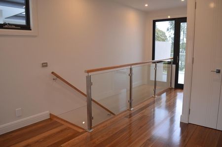 2/1 Ramu Grove, Ashburton - Photo 4