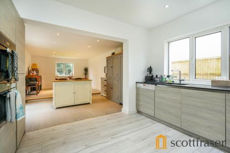 5 bedroom detached house to rent - Photo 5