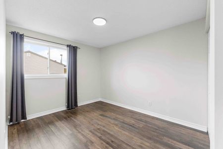 For Lease - 1 Berkshire Way, Barrhaven, Ontario - Photo 5