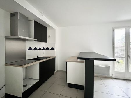 F3 REZ DE JARDIN - QUARTIER VOISINLIEU - Photo 5