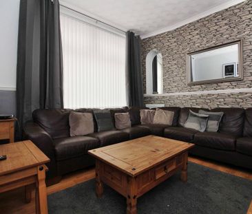 3 bedroom terraced house to rent - Photo 3