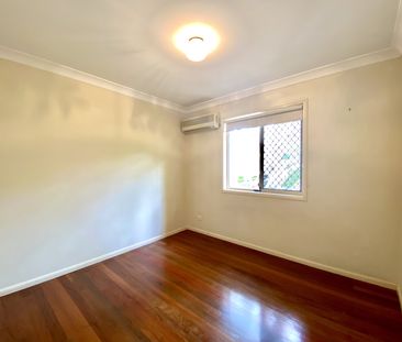 3 Woodville Place, Annerley QLD 4103 - House For Rent | Domain - Photo 1