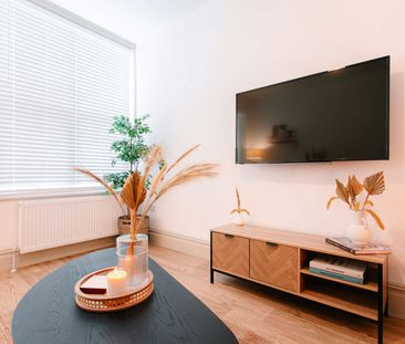 Parliament Street Unit 4 - Photo 4