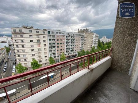 Location Appartement 1 pièce 31m² GRENOBLE 38000 - Photo 5