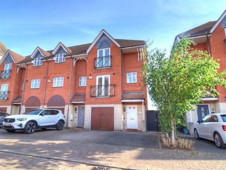 Lingfield Crescent, Stratford-Upon-Avon - Photo 2