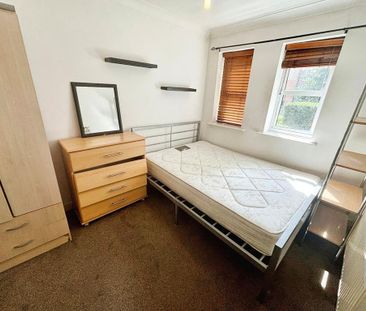 4 bedroom house to rent - Photo 2