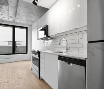 For Lease - 377 Winona Avenue Unit# 403, Westboro - Hampton Park, O... - Photo 2