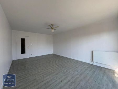 Appartement à louer 3 pièces 71.41m² - Photo 2