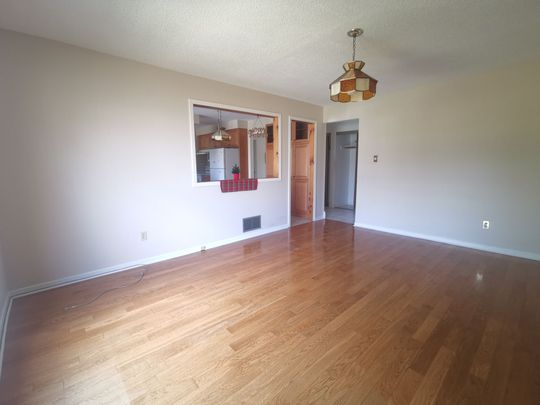 For Lease - 1330 Grand Boulevard, Oakville, Ontario - Photo 1