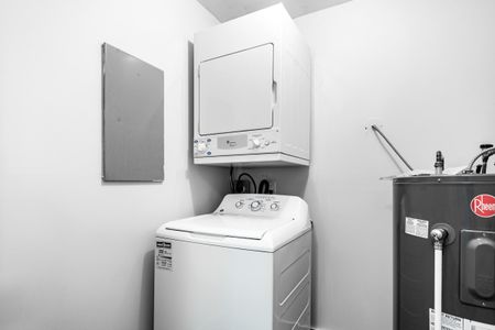 Cunard Court – Lowrise - 2 Bedroom - Photo 4