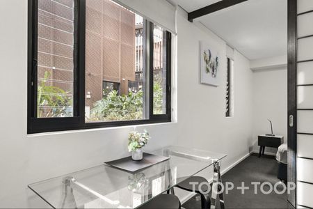 FURNISHED LIVING ON FLINDERS - Photo 4