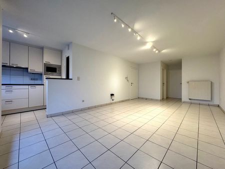 Te huur: éénslaapkamer appartement in centrum Aalst - Photo 2