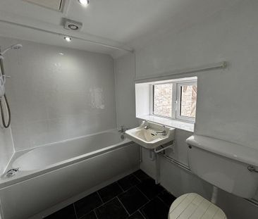 3 bedroom cottage to rent - Photo 6