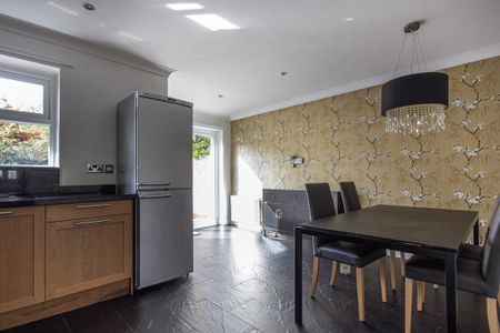 3 bedroom terraced house to rent - Photo 4