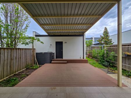 Modern Style & Effortless Living in Prime Catherine Field Location - Photo 2