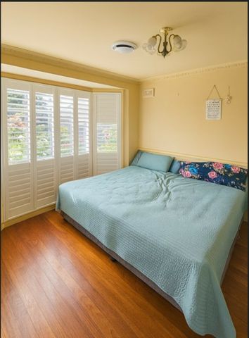 Spacious Family Living with Solar & Large Workshop - Photo 4