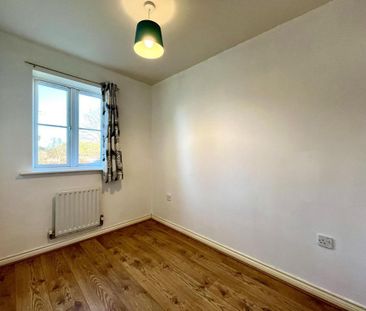 3 bedroom semi-detached house to rent - Photo 6