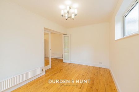 4 bedroom semi-detached house to rent - Photo 4