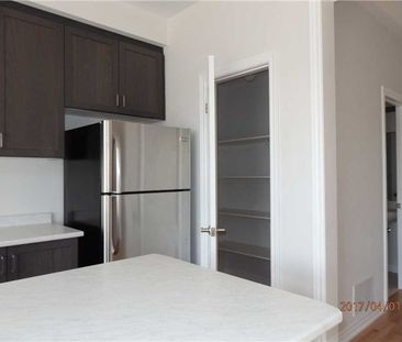 For Lease - 115 Beechborough Crescent, East Gwillimbury, Ontario - Photo 1