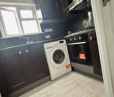 Studio Flat, Highfield Avenue, NW11 - Photo 5