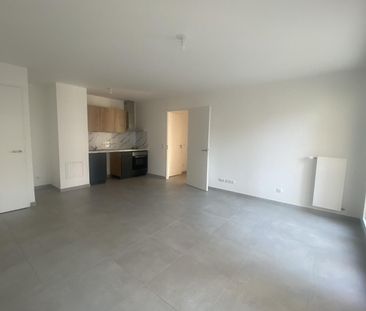 location Appartement T2 DE 49.75m² À CLAMART - Photo 1