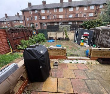 Room in a Shared House, Ozolins Way, E16 - Photo 6