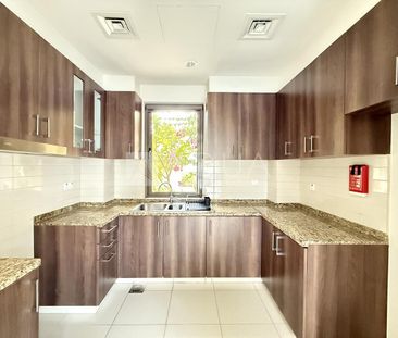 3BED PLUS STUDY | VACANT | CLOSE TO EXIT - Photo 4