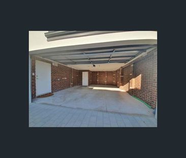14B Walter Rd E, Bassendean, WA 6054 - Photo 6
