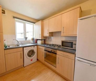 2 Bedroom Flat To Let - Photo 6