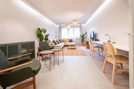 Via Augusta, Barcelona, Catalonia 08006 - Photo 3