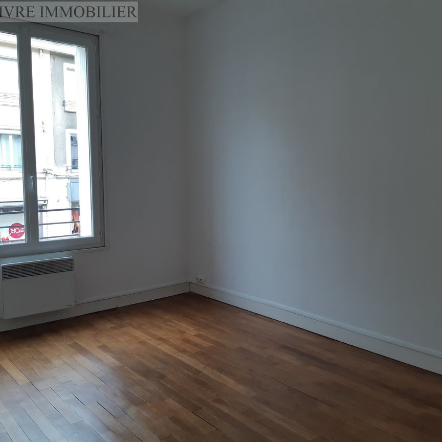 Location , CENTRE VILLE, 47,23 m², 2 pièces - Photo 1