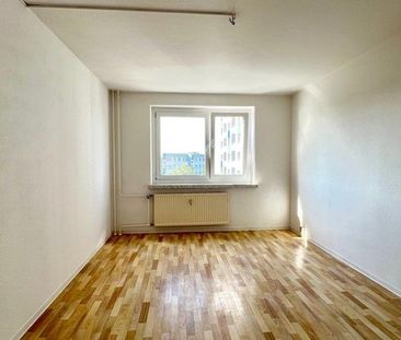 Große 2-Zimmerwohnung mit Balkon und Aufzug! - Photo 5