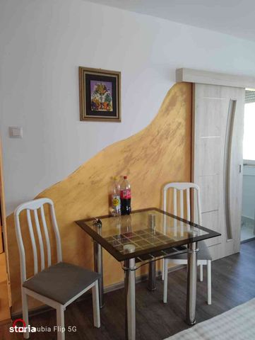 Apartament 2 camere de închiriat, Velenta - Photo 3