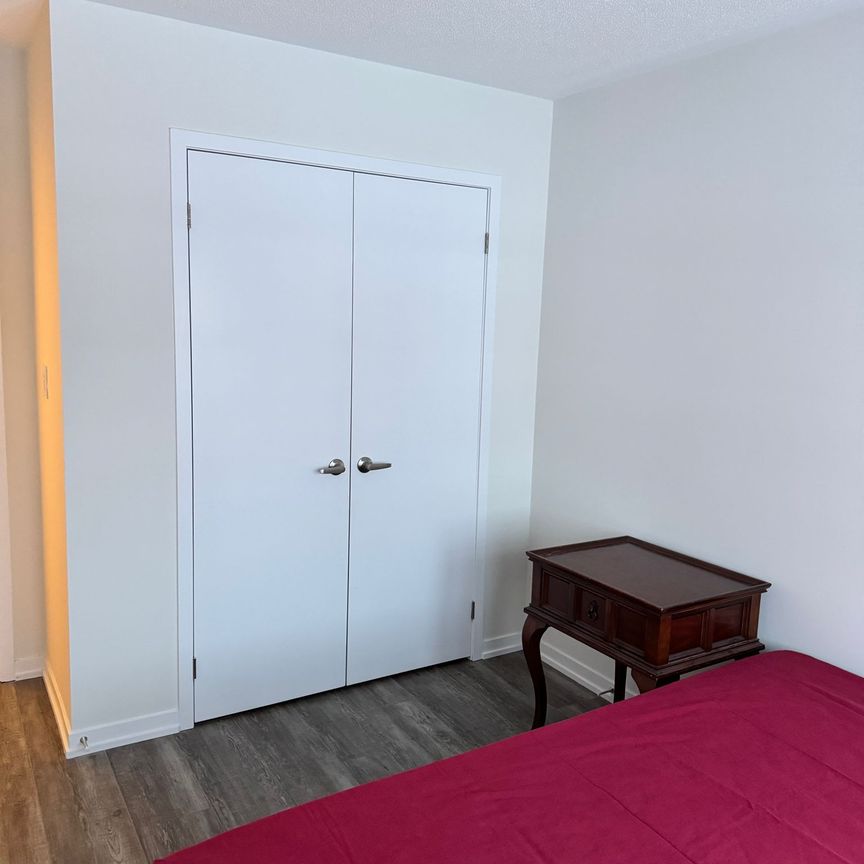 For Lease - 1537 Wheatcroft Drive, Oshawa, Ontario - Photo 1