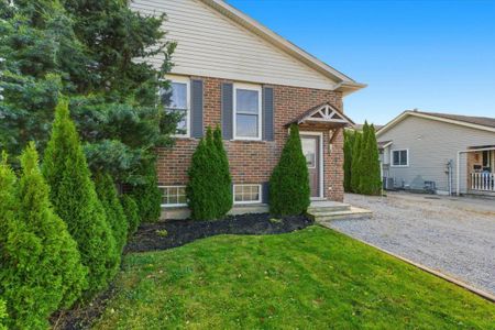 For Lease - 4 FOX TRAIL Drive Unit# Main, St. Catharines, Ontario - Photo 5