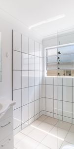 Spacious Studio - Photo 4