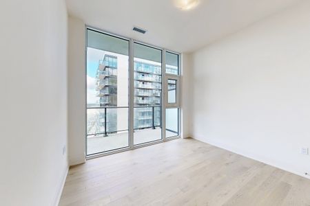 For Lease - 8960 Jane Street Unit# LPH106, Vaughan, Ontario - Photo 2