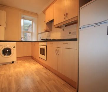 West Stirling Street, Alva, FK12 - Photo 3
