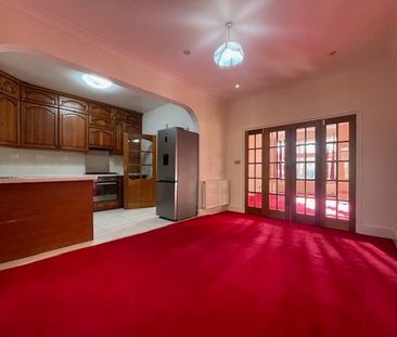 Cornwall Avenue, London, N3 1LG - Photo 1