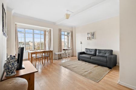 1 bedroom flat to rent - Photo 2