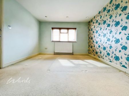 3 bedroom end of terrace house to rent - Photo 3