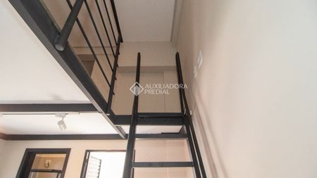 Kitnet com 1 quarto e 20m² para alugar em Bangú, Santo André. - Photo 2