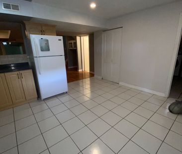 For Lease - 131 Via Carmine Avenue Unit# Lower, Vaughan, Ontario - Photo 5