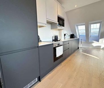 Woking, Surrey, GU21 - Photo 1